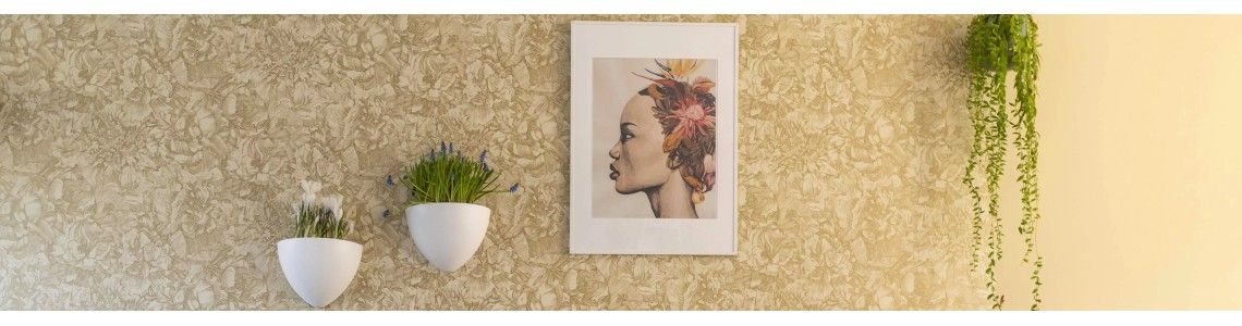 Picture rail wall mounting